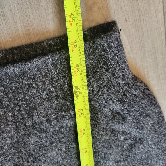 Vintage Jantzen Gray Wool Knit V-Neck Sleeveless Sweater Vest Made In USA - Picture 5 of 6